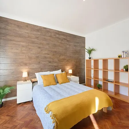 Quarto em Acomodações Particulares Reis5d